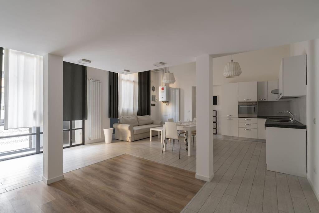 Spazioso Loft: Coldilana14 Milano Exterior foto